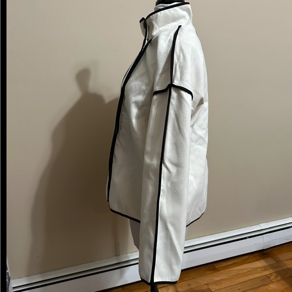 white and black coat new with tags - Picture 6 of 9